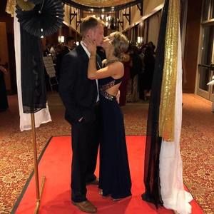 Meet your Posher, Sam